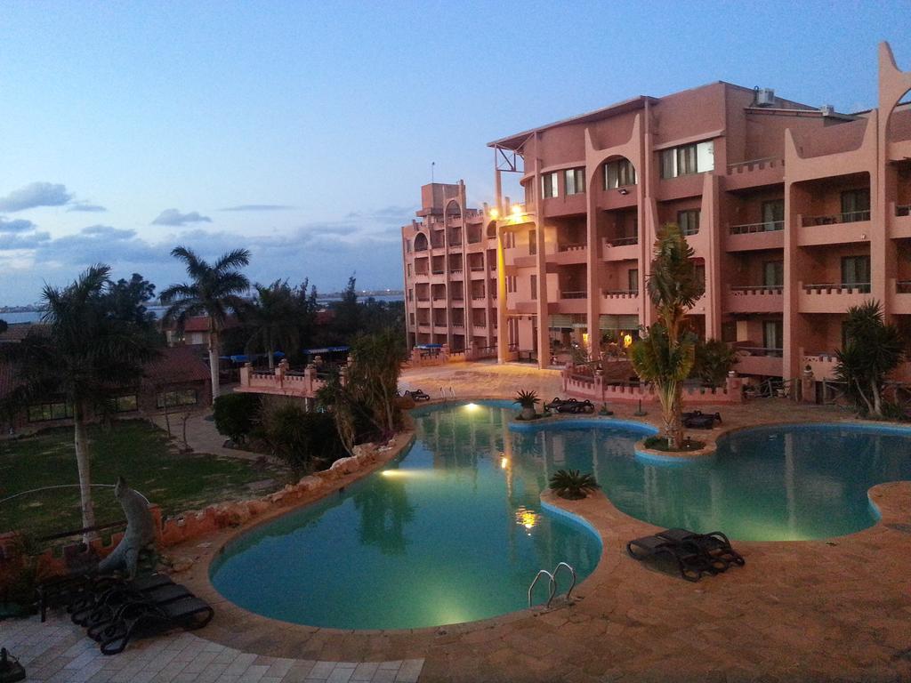 Africana Hotel & Spa Qaryat Shakush Exteriör bild