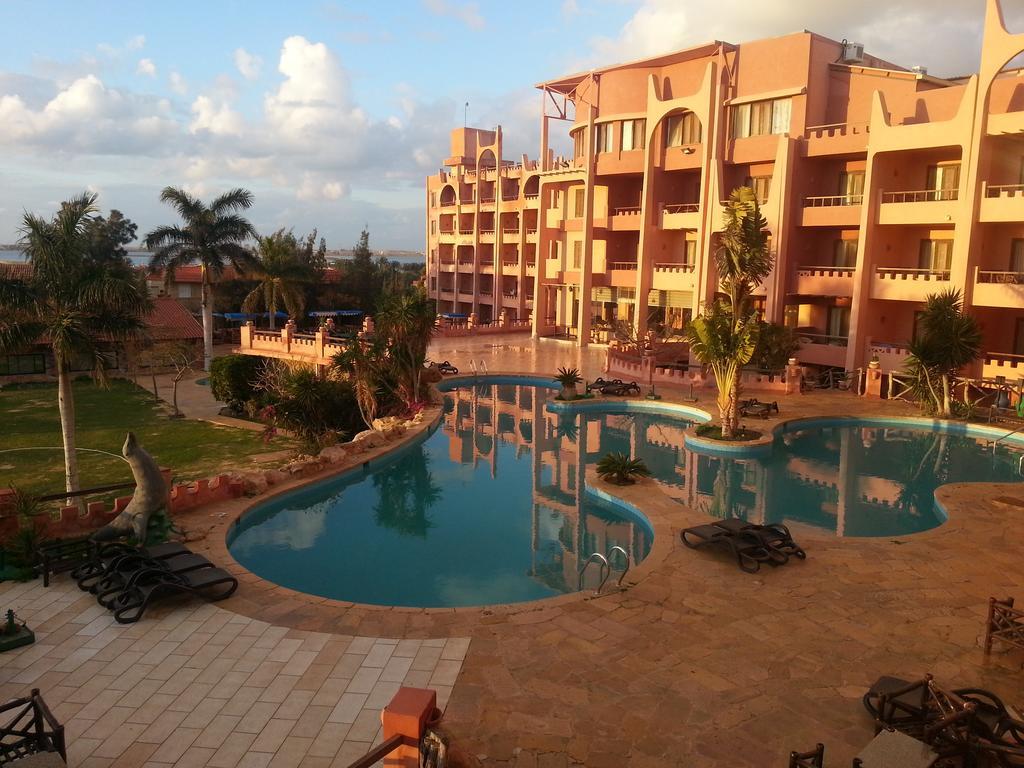 Africana Hotel & Spa Qaryat Shakush Exteriör bild