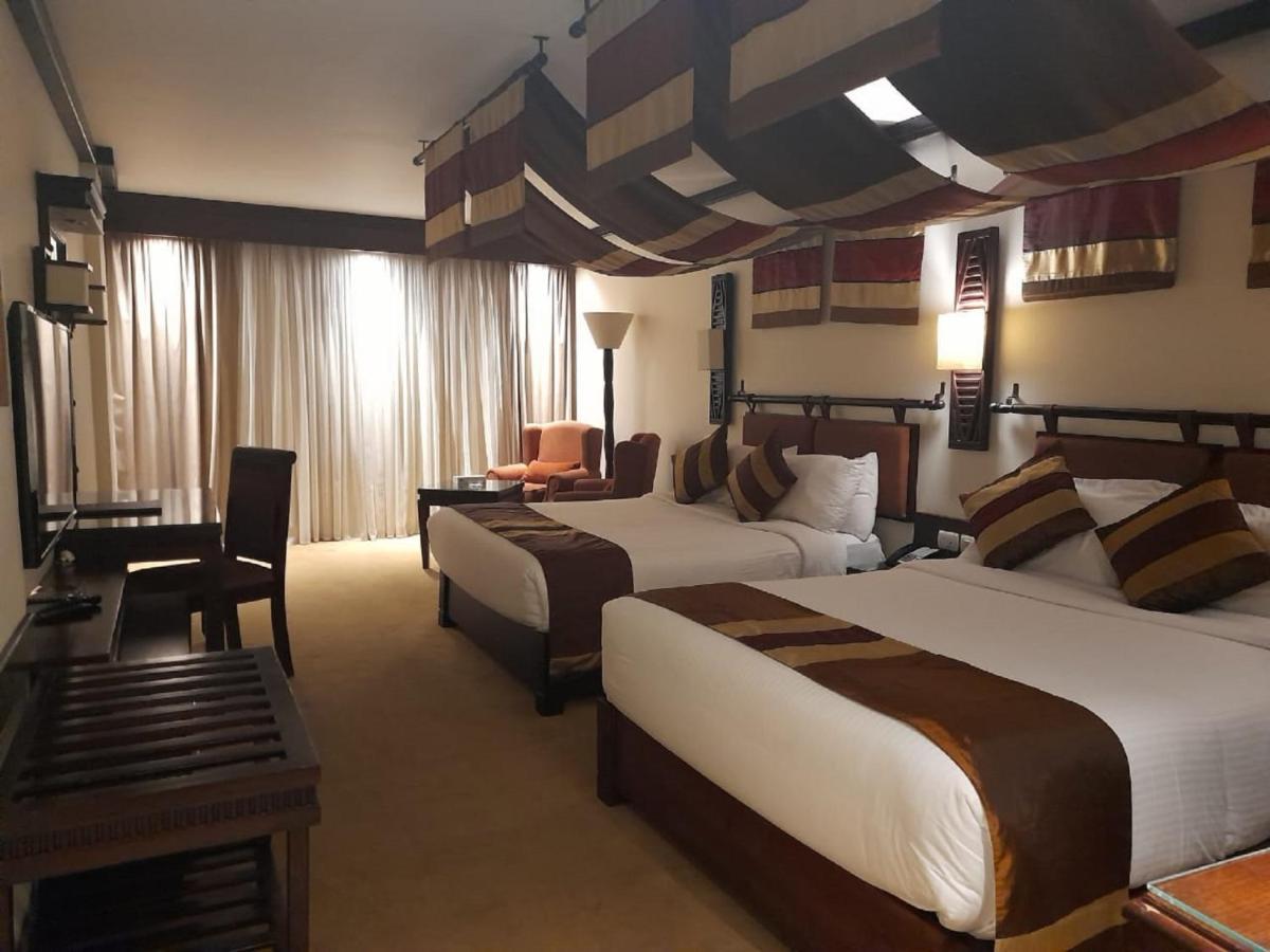 Africana Hotel & Spa Qaryat Shakush Exteriör bild