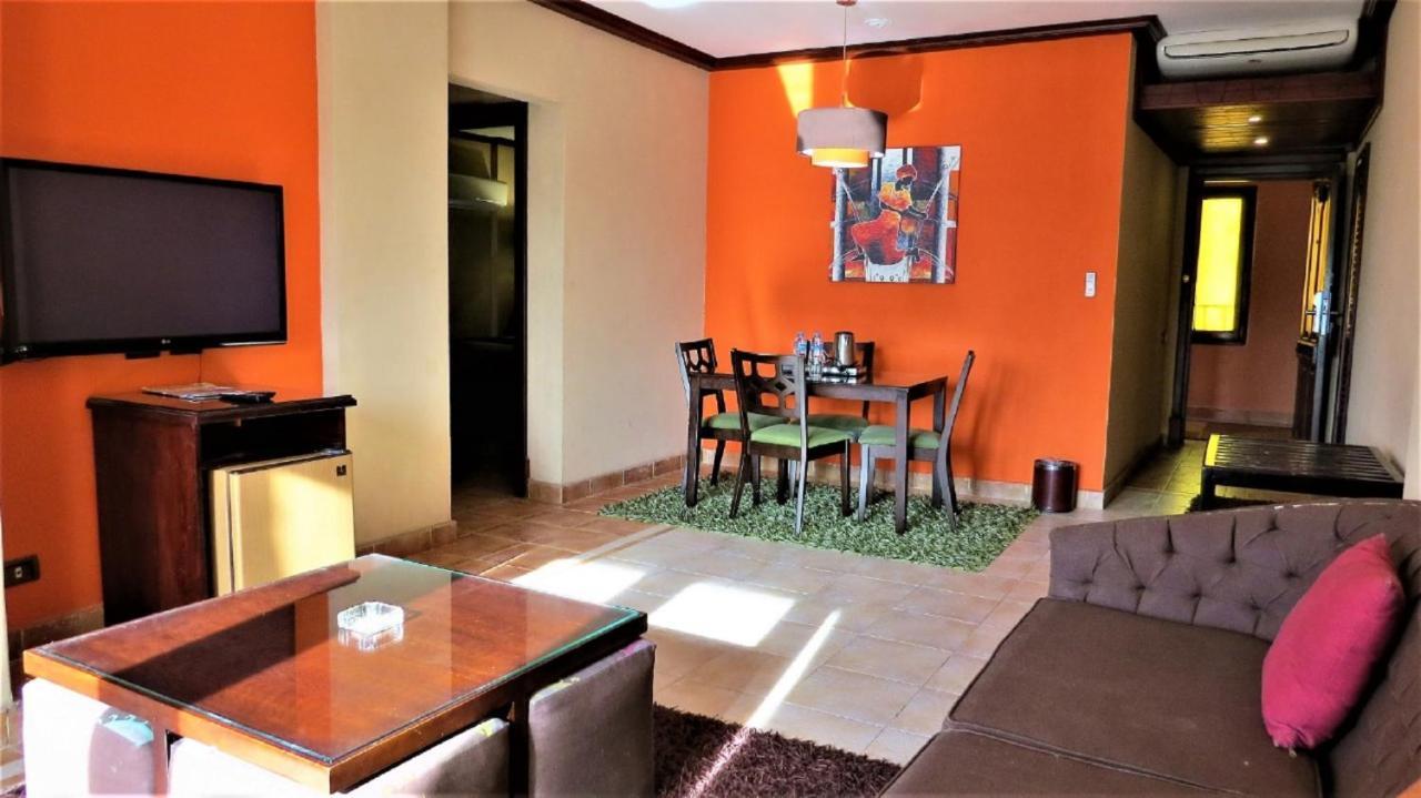 Africana Hotel & Spa Qaryat Shakush Exteriör bild