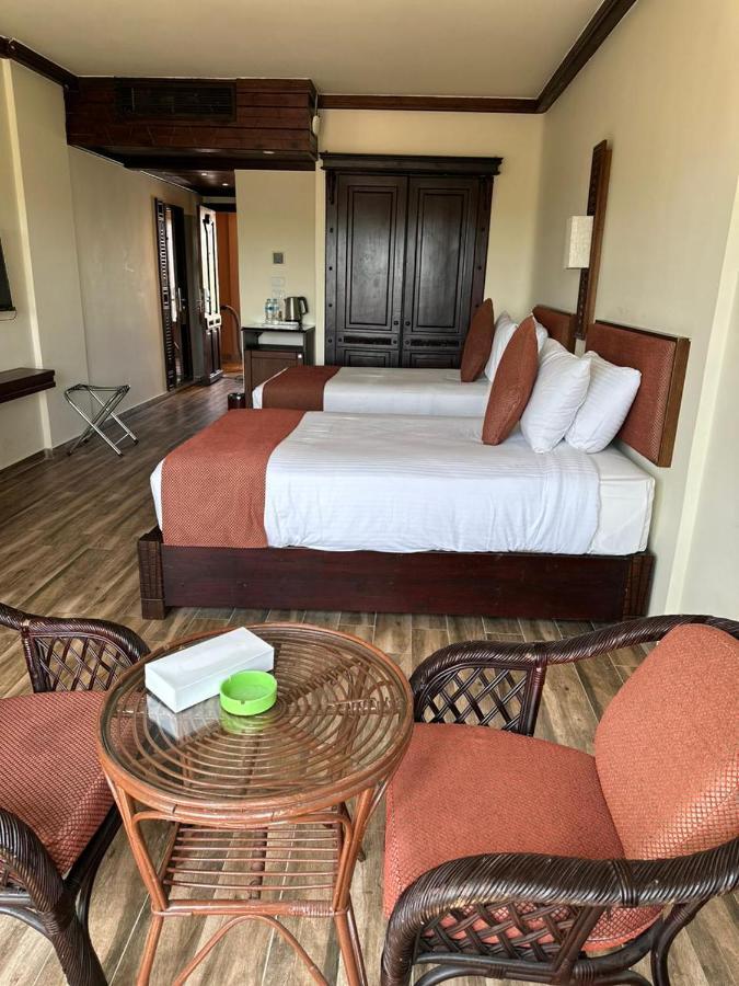 Africana Hotel & Spa Qaryat Shakush Exteriör bild