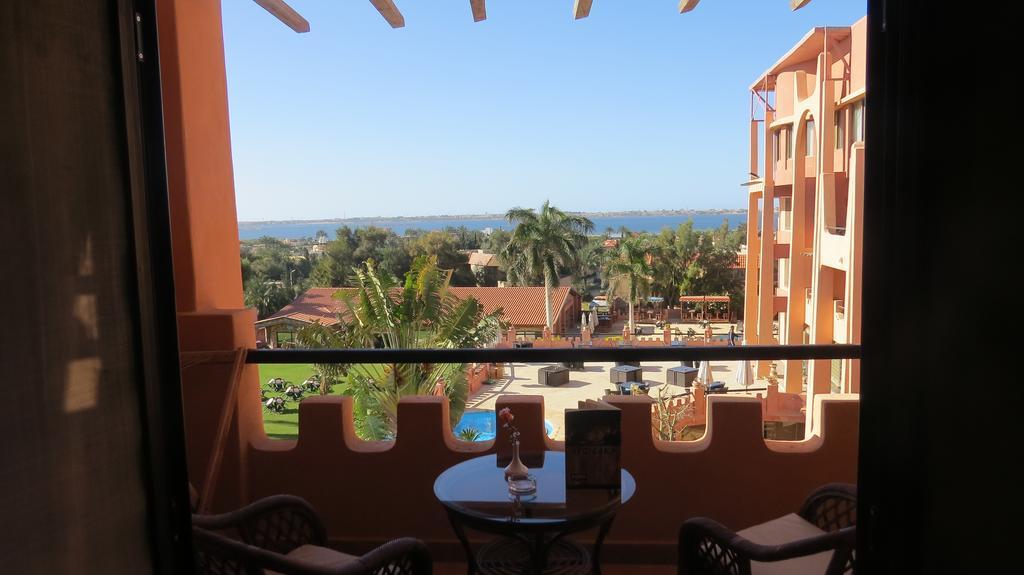 Africana Hotel & Spa Qaryat Shakush Exteriör bild
