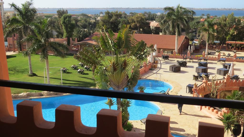 Africana Hotel & Spa Qaryat Shakush Exteriör bild
