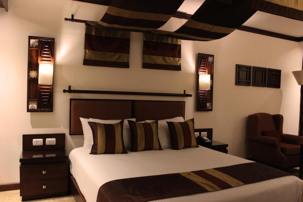 Africana Hotel & Spa Qaryat Shakush Exteriör bild