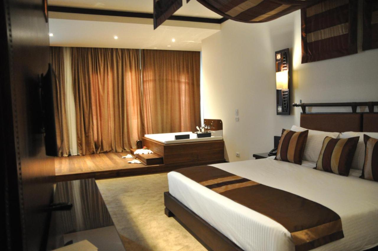 Africana Hotel & Spa Qaryat Shakush Exteriör bild