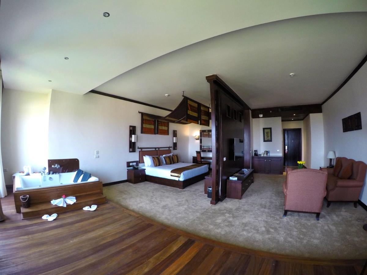 Africana Hotel & Spa Qaryat Shakush Exteriör bild