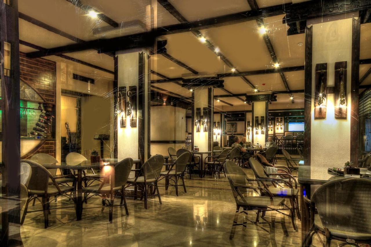 Africana Hotel & Spa Qaryat Shakush Exteriör bild